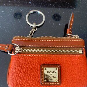 Dooney & Bourke pebble grain small coin case